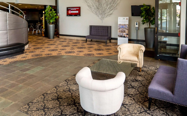 Quality Inn & Suites Orland Park - Chicago