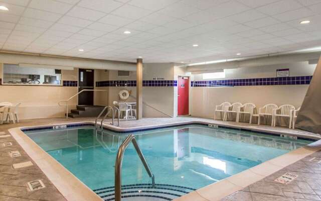 Sleep Inn & Suites Niantic North
