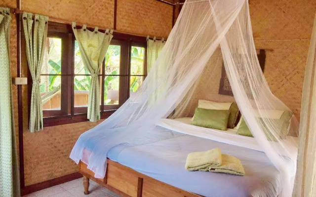 Malee's Nature Lovers Bungalows