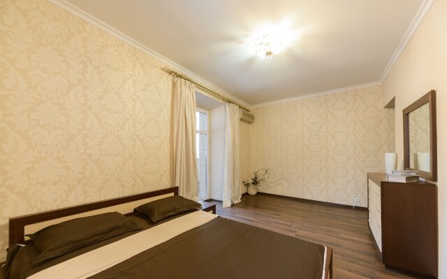 Apartments Kreshchatik 17-21