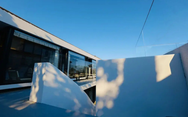 Leisure Courtyard Seascape Designer Homestay (Erhai Ecological Corridor Branch)