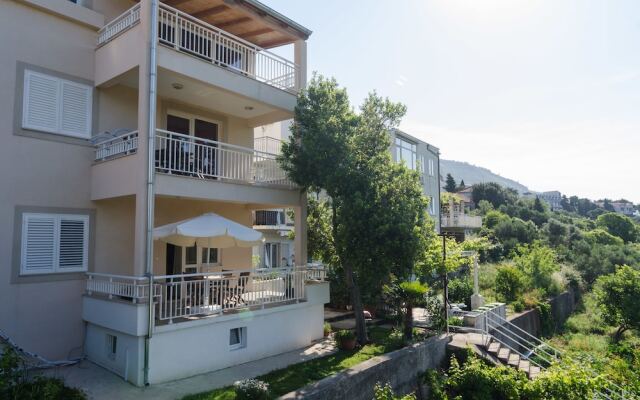 Apartments Pavle