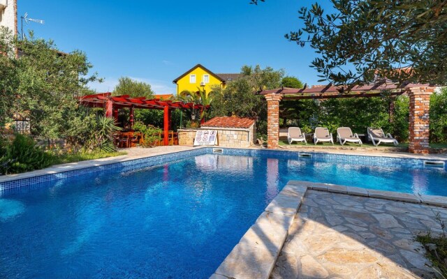 Amazing Home in Vir With 9 Bedrooms, Wifi and Outdoor Swimming Pool