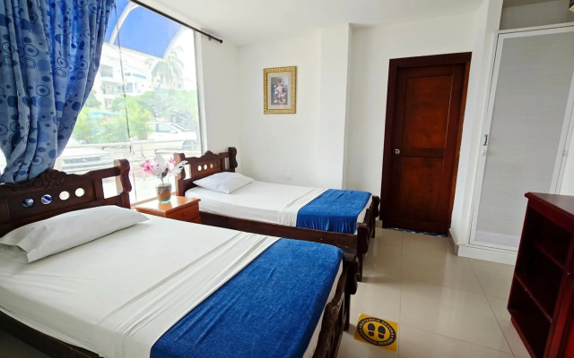 Hotel Olas Del Mar