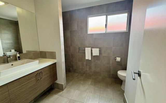 Blau - The Blue House