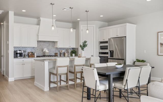 Mermaid Lagoon 4 Bedroom Townhouse