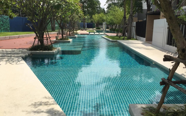 Baan Dhewaran Beachfront Villa