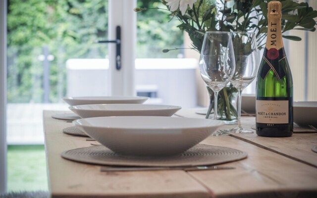 The Hideaway - 2 Bed Holiday Home - Little Haven