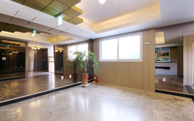 Gyeongju Bomun CL Hotel