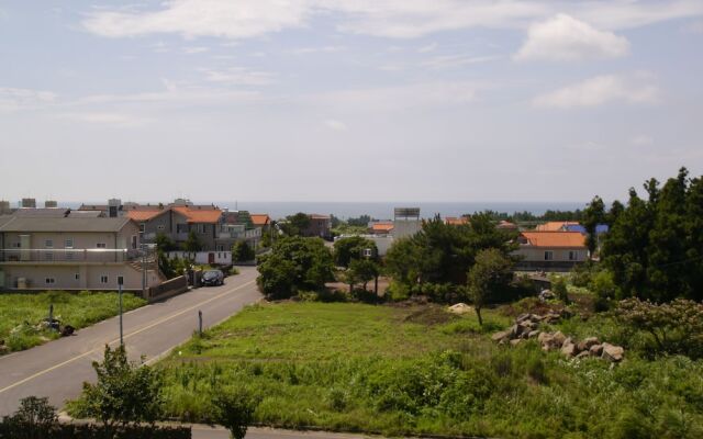 2013 Guesthouse