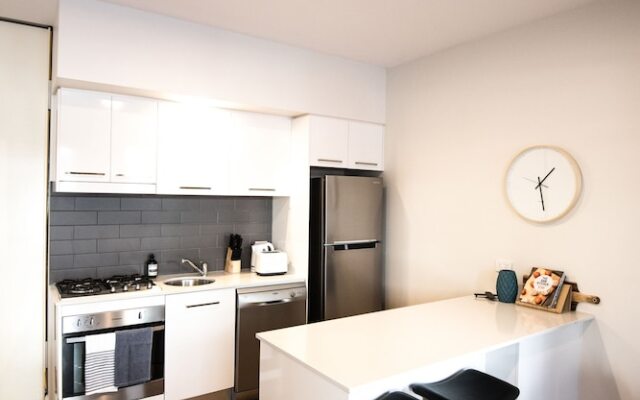 Wickham Newcastle Modern 1 Bed Apartment