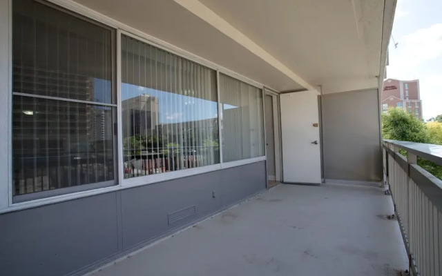 Amazing Br2 Bedroom Condo at Arlington