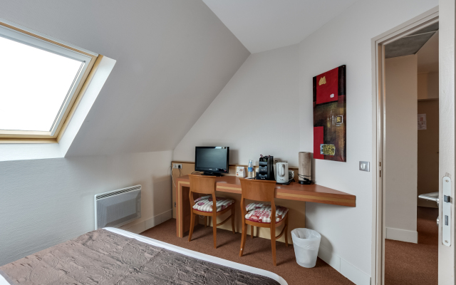 Brit Hotel St Nazaire Centre Gare