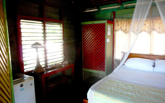 Banana Shout Resort