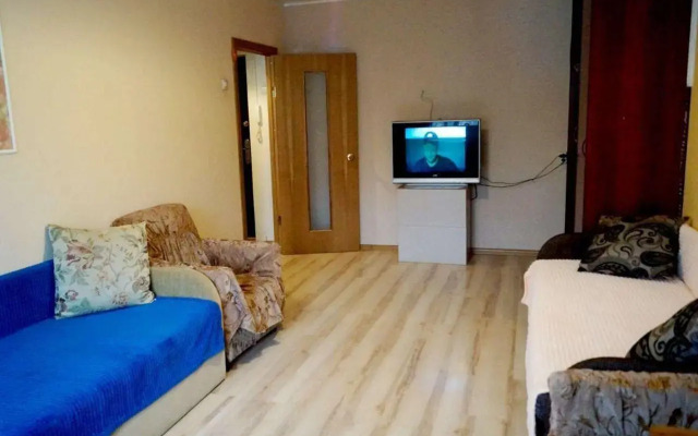 Живи как дома на проспекте Ленина 145