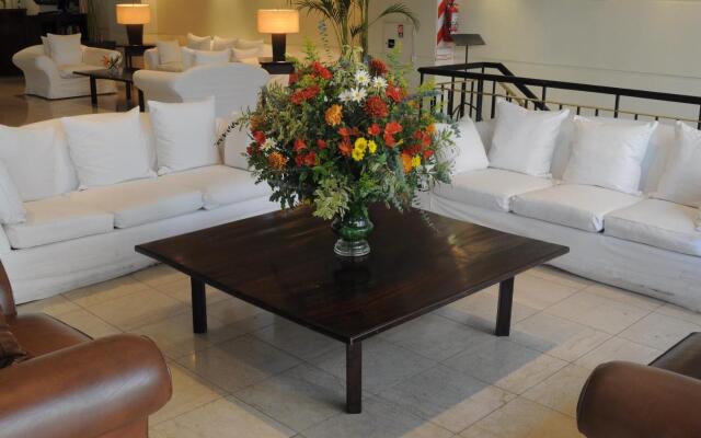 Loi Suites Recoleta Hotel