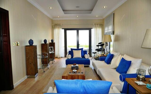 I am Signature Villa In Palm Jumeirah