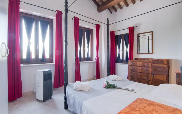 Scenic Apartment in Ascoli Piceno with Hot Tub