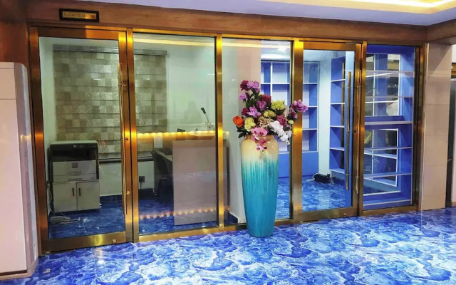 Royal Continental Hotels and Apartment