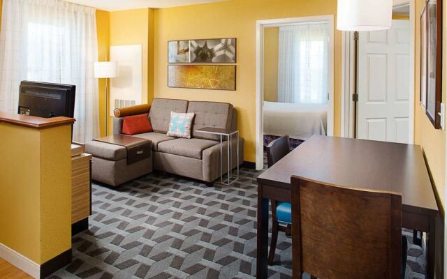 TownePlace Suites Manchester Boston Regional Airport
