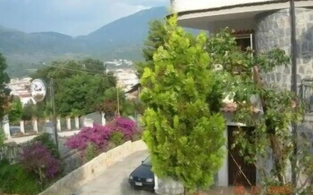 Elios Residence