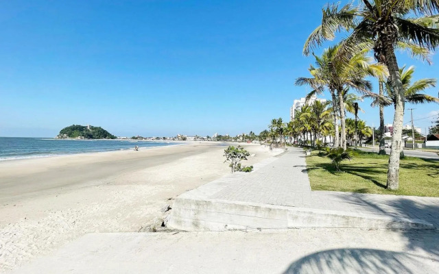 Maravilhoso Sobrado com Vista para o Mar