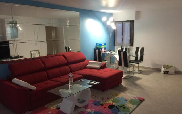 CHAMBRE a louer vue sur seine