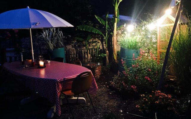 La Grange a Mémé, en pleine nature, Sauna