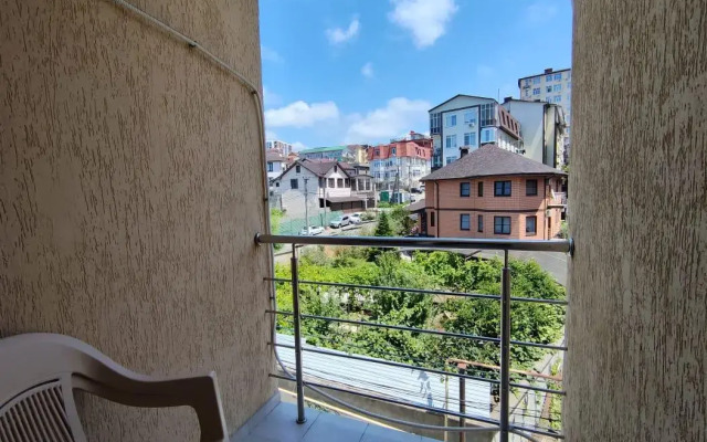 Sochi for three nights at Izumrudnaya 38