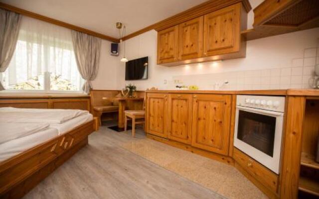Pension KNOLL ****
