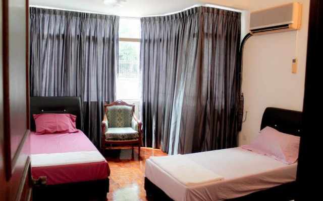 Sixteen Miami Batu Ferringhi