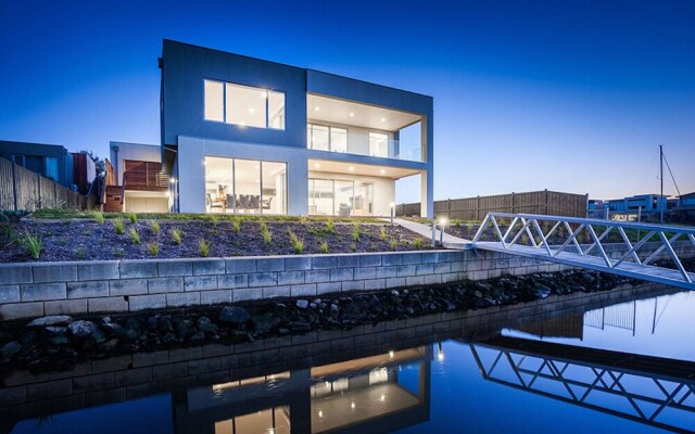Sovereign Point on the Marina