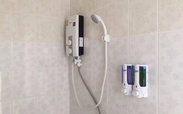 V2 Seagate Hip Hotel - Hostel