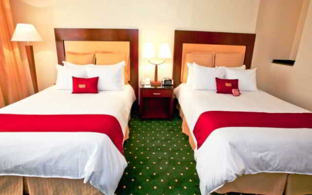 Crowne Plaza - Maruma Hotel & Casino