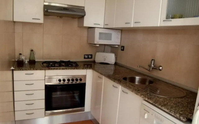 Appartement Avec Piscine A Politur