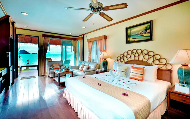 Sunset Village Beach Resort