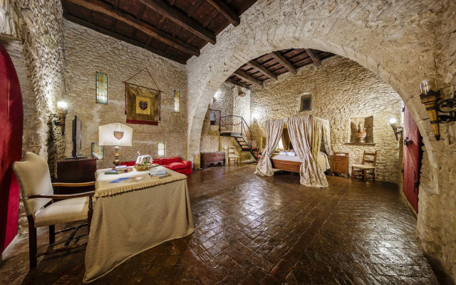 Castello Orsini Hotel
