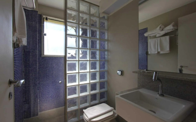 VOA Plazza Hotel