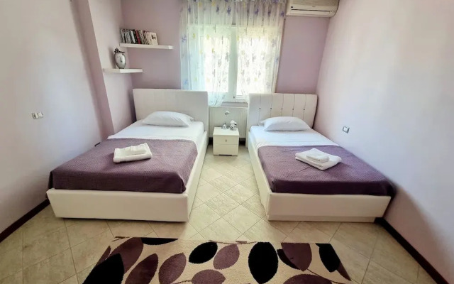 Apartment 13 - Your Perfect Stay in Durres City