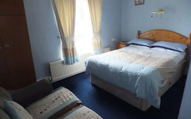 Old Castle Farm Guest House