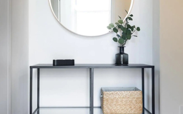 TurnKey Balcony Studio