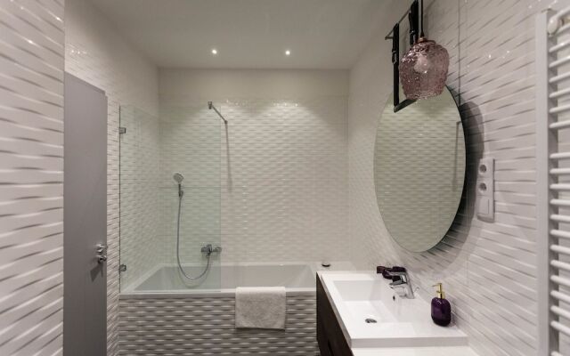 Luxury Central Apartment