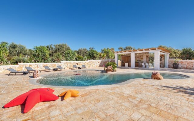 3666 Ca' Della Roccia by Perle di Puglia