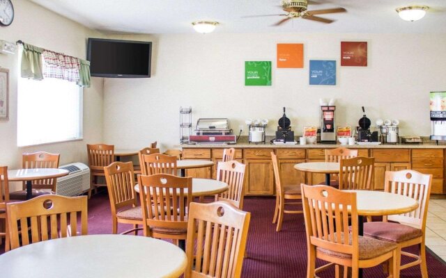 Quality Inn & Suites Green Bay - Ashwaubenon