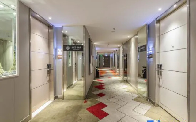 XIYA Hotel (Wenling Jiulong Lake Branch)