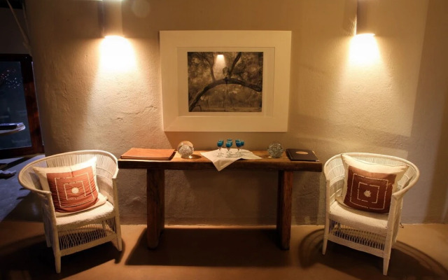 Nambiti Plains Private Game Lodge