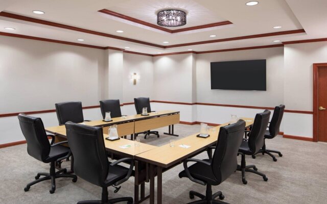 Courtyard by Marriott Stamford Downtown