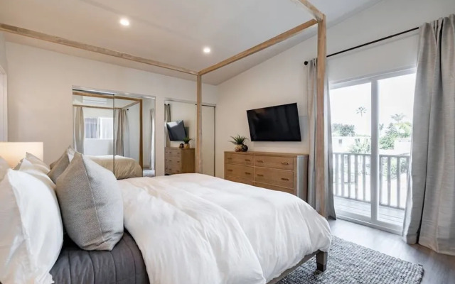 The Rosemont II - La Jolla Luxury