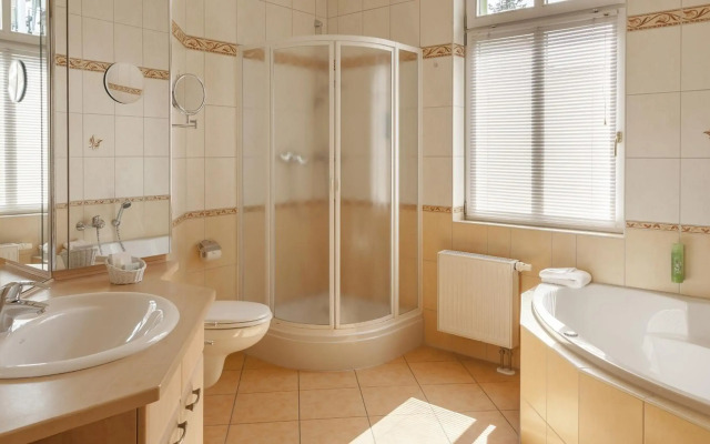 Ostseehotel Villen Im Park – ein Rovell Hotel