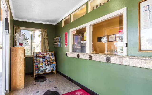 Econo Lodge